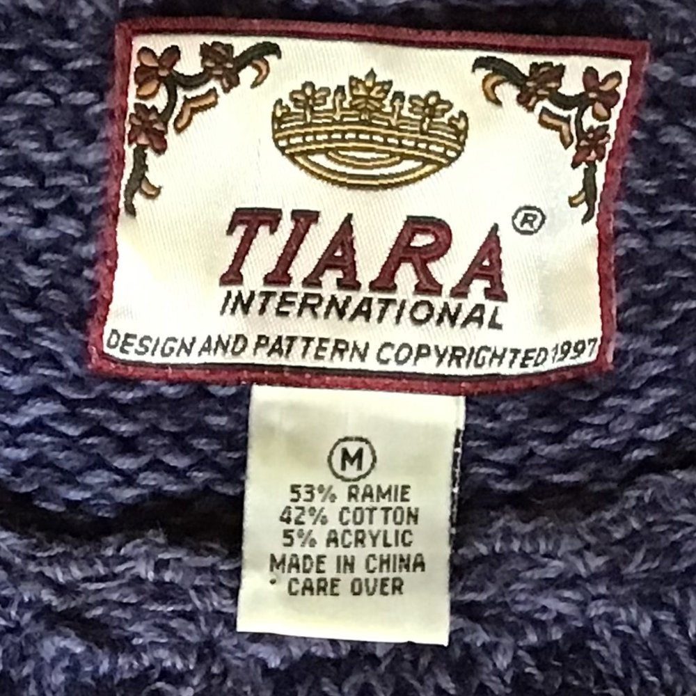 Tiara International - Vintage Long Blue with Autumn Design Pullover Sweater - Picture 6 of 7